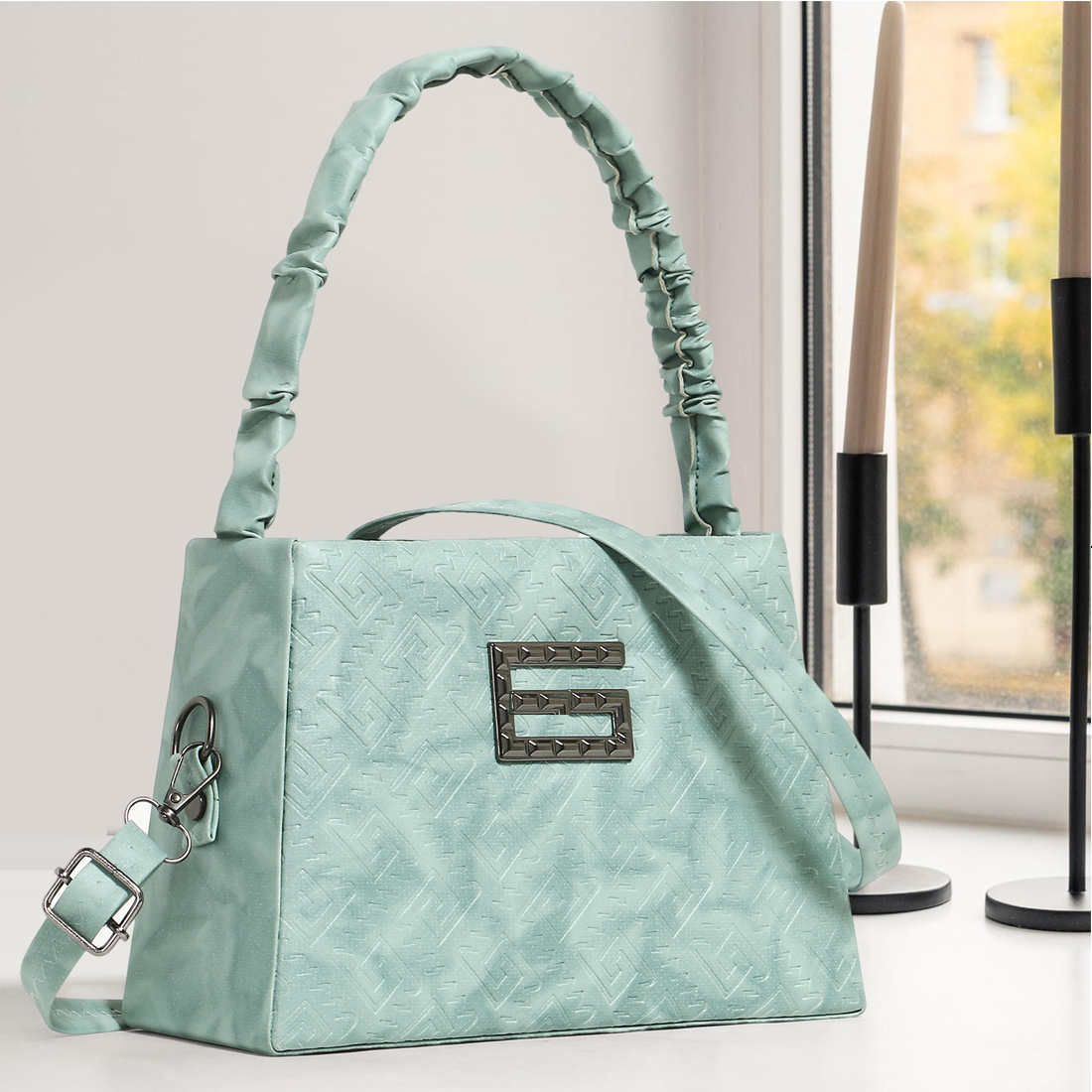 Sling G-Embosse Black